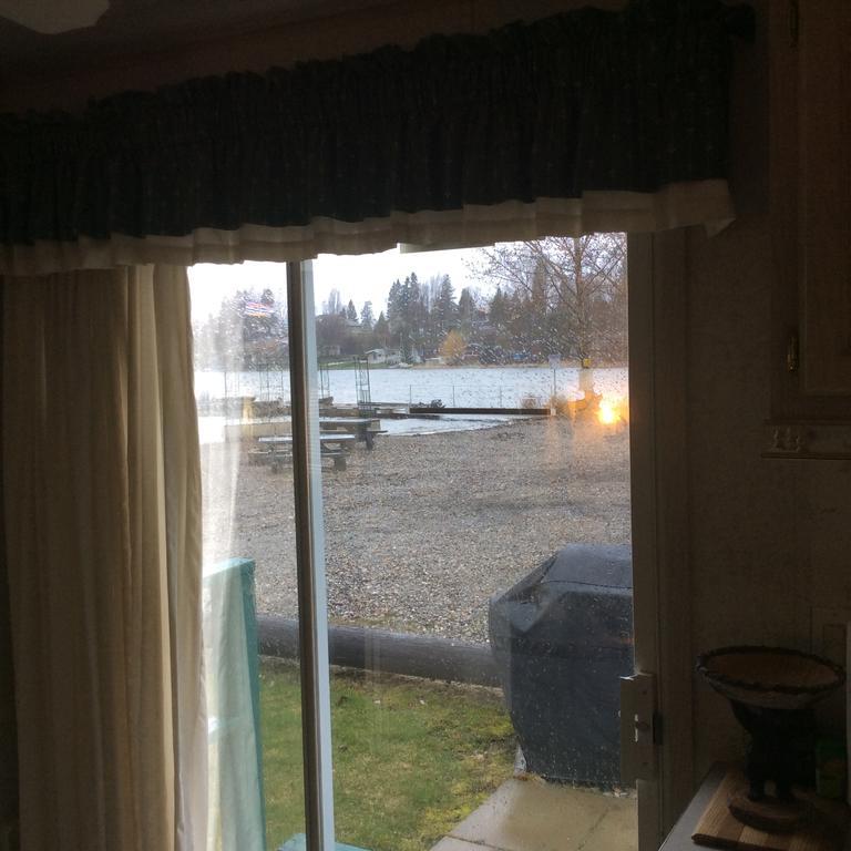 Robert'S Roost Rv Park Resort Кенель Экстерьер фото